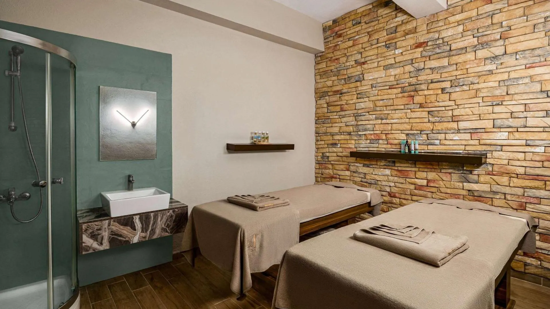 Ramada By Wyndham Fethiye Oludeniz Adult Only Hotel 4*,